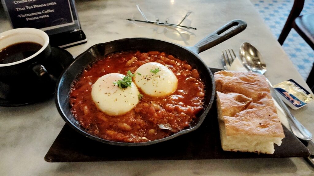 Mingle Hightstreet Coworking hub breakfast