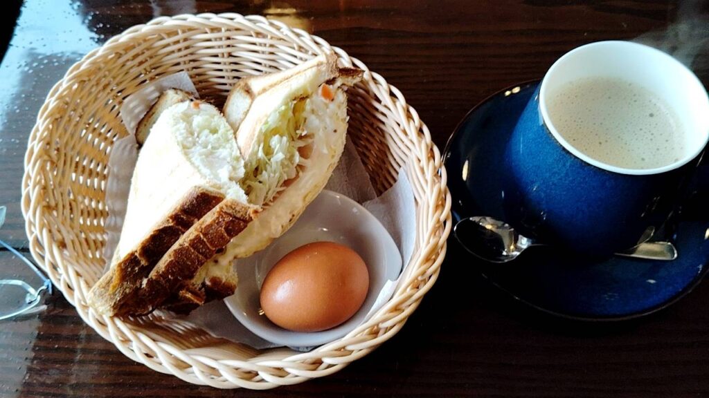 カフェトレインベイサイド朝食
