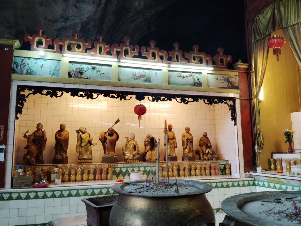 東華洞Temple　Tokong Gua Dong Hua
