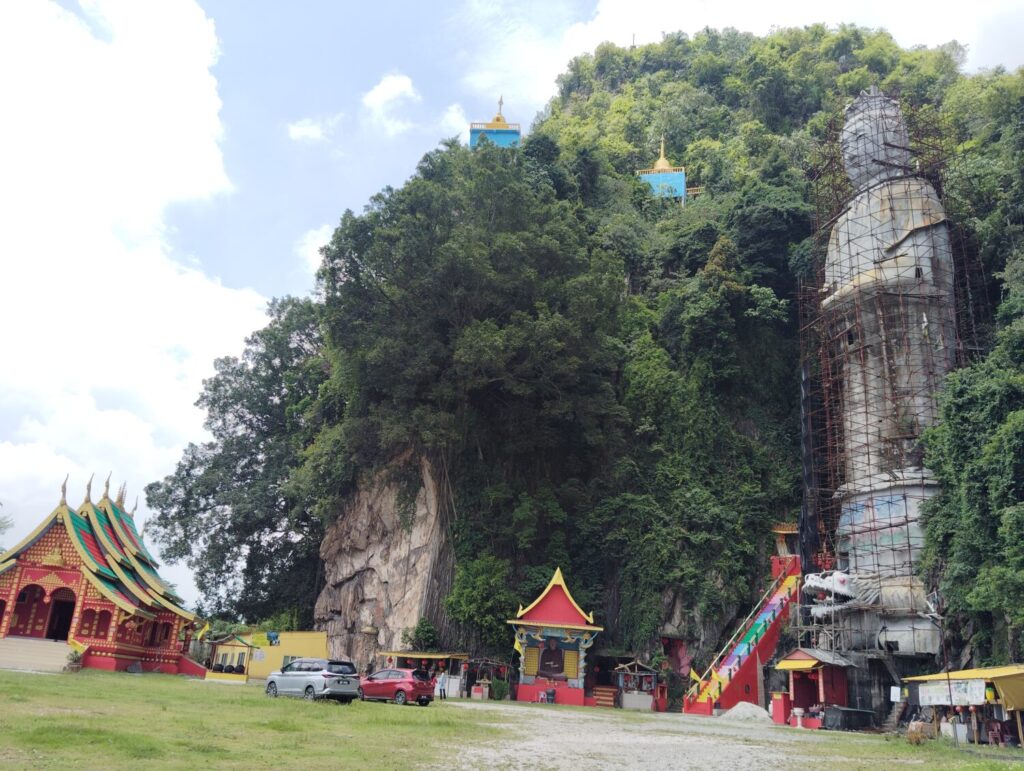 Gua Naga Mas
